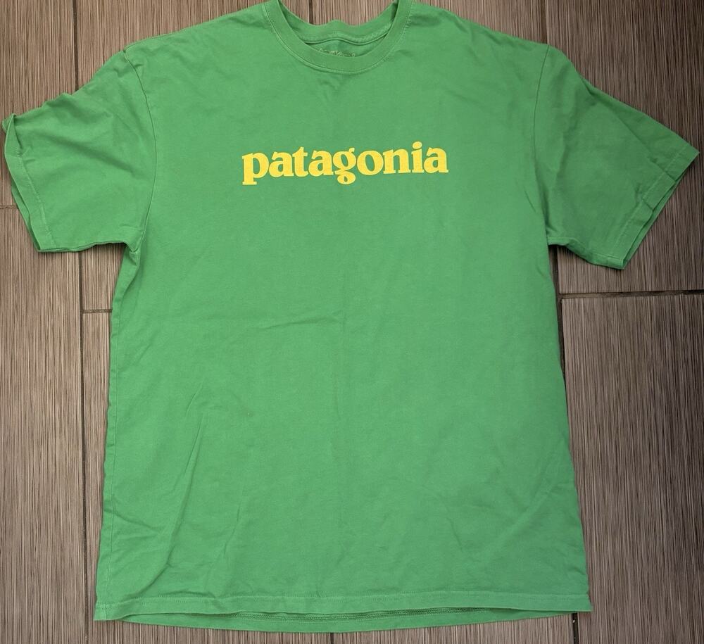 Patagonia Organic Cotton Short Sleeve Logo T-shirt Men’s XL Kelly Green